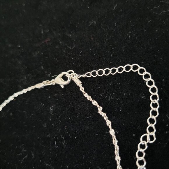 Vintage Bridal Rhinestone Parure Necklace Earring Dainty Silver Tone Twist Chain - Picture 9 of 11